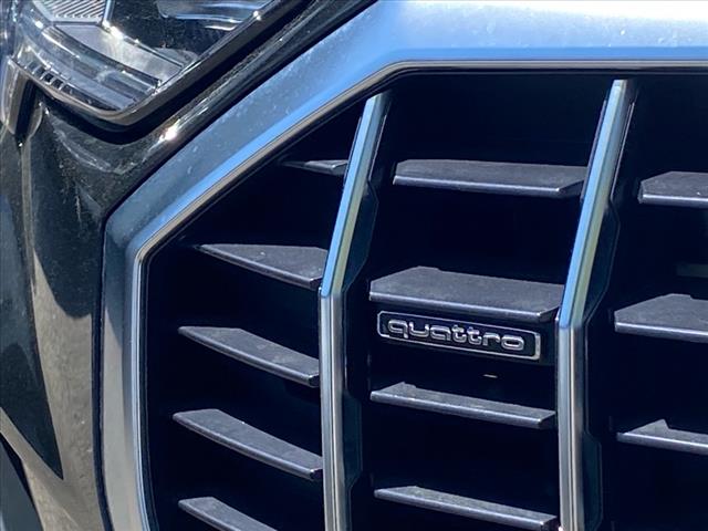 2024 Audi Q3 quattro S line Premium 45 TFSI