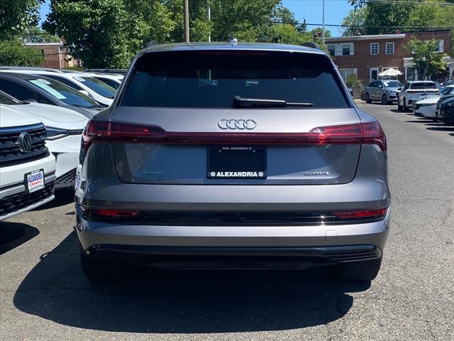 2021 Audi e-tron Prestige quattro