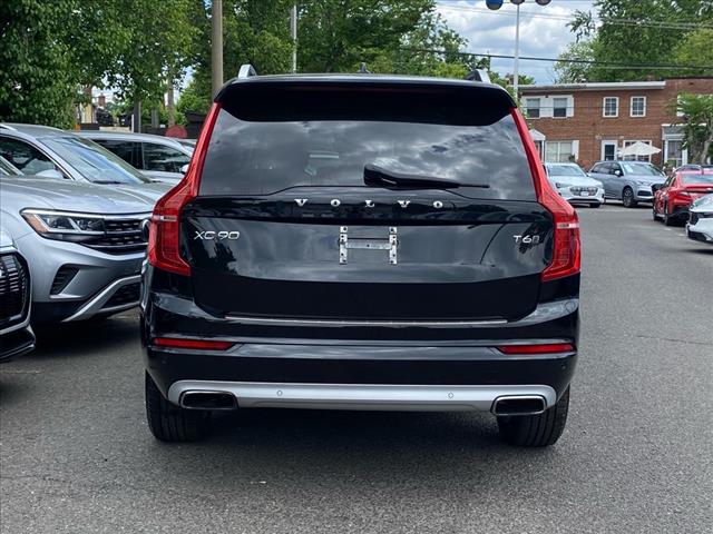 2016 Volvo XC90 T6 Momentum