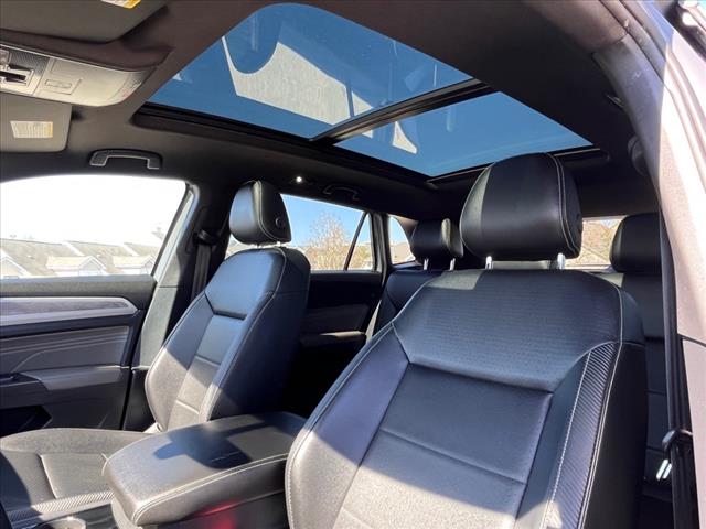 2022 Volkswagen Atlas Cross Sport 3.6L V6 SE w/Technology