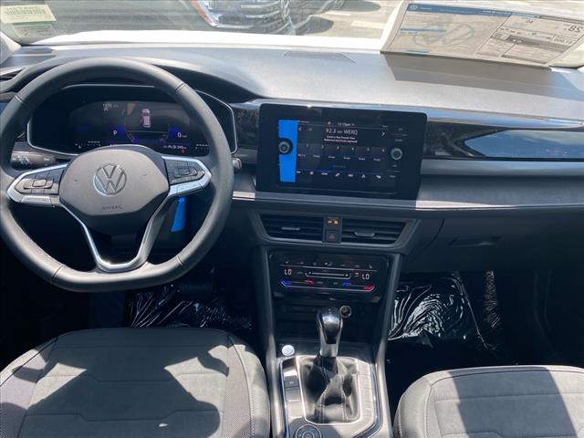 2025 Volkswagen Taos 