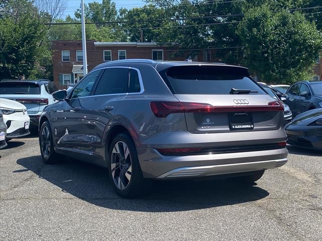 2021 Audi e-tron Premium quattro