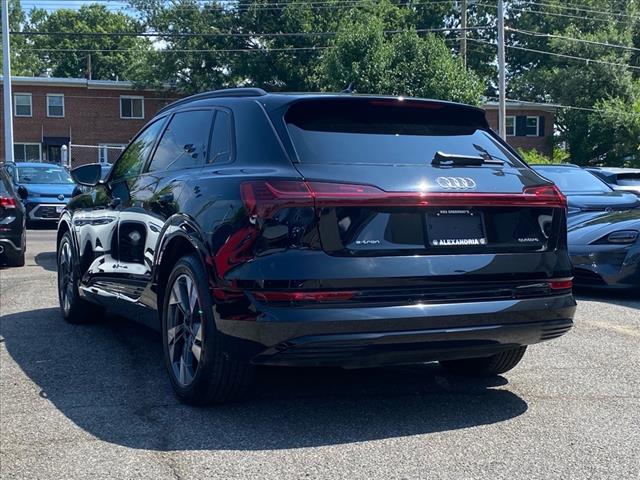 2021 Audi e-tron quattro Premium