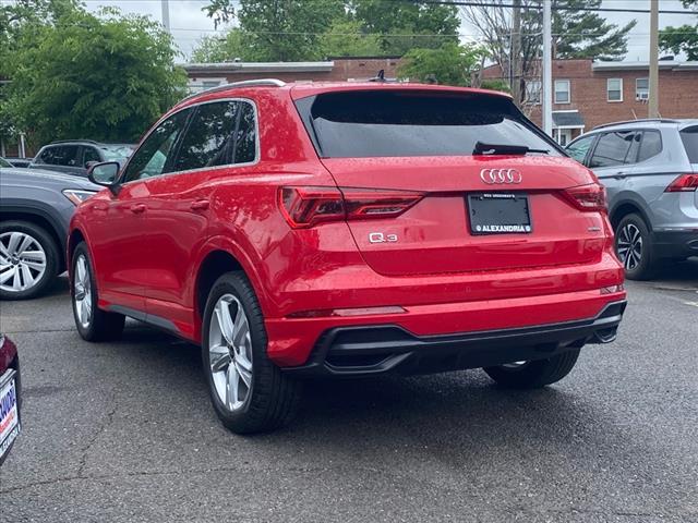 2022 Audi Q3 quattro S line Premium 45 TFSI