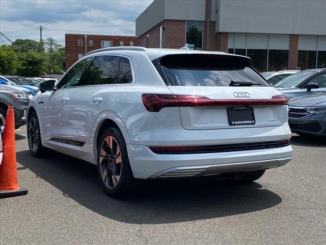 2021 Audi e-tron Premium Plus quattro