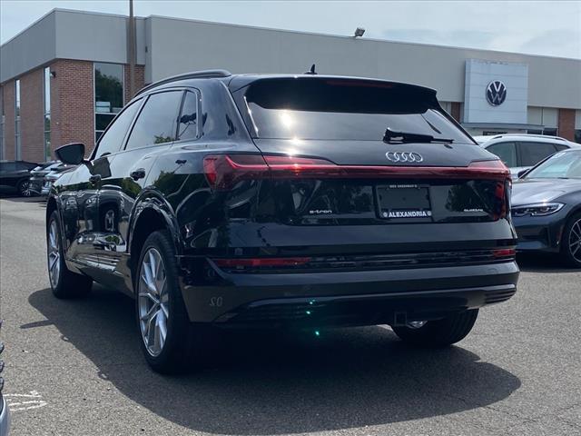 2021 Audi e-tron Prestige quattro