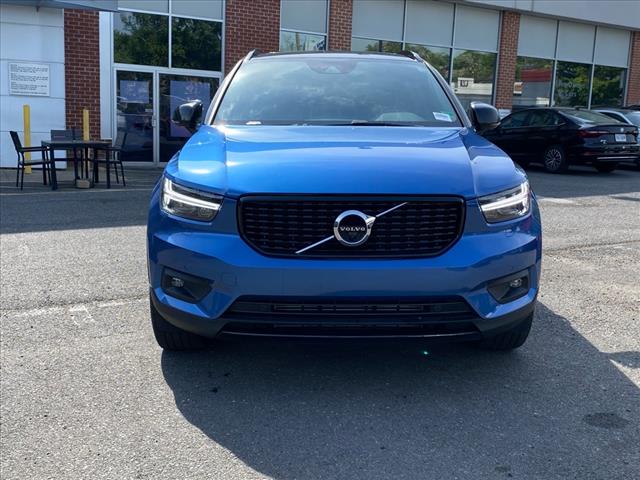 2021 Volvo XC40 T5 R-Design