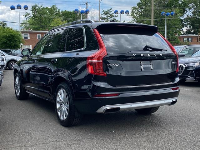 2016 Volvo XC90 T6 Momentum