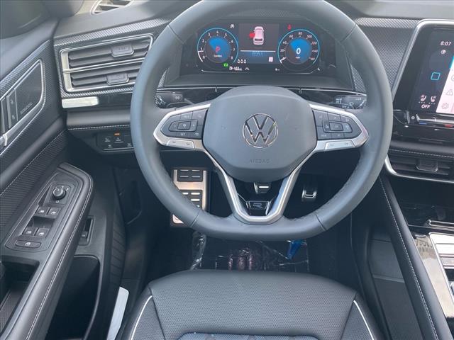 2025 Volkswagen Atlas Cross Sport SEL Premium R-Line 4Motion