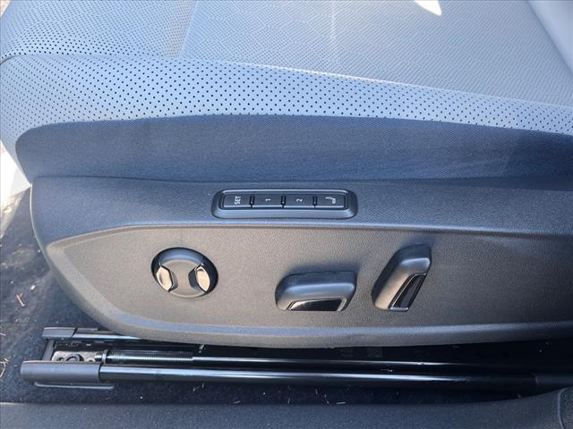 2025 Volkswagen ID.4 Pro S Plus