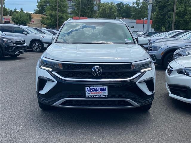 2022 Volkswagen Taos SE 4Motion