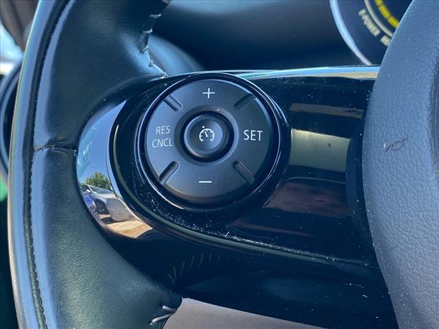 2021 MINI Hardtop 2 Door Signature