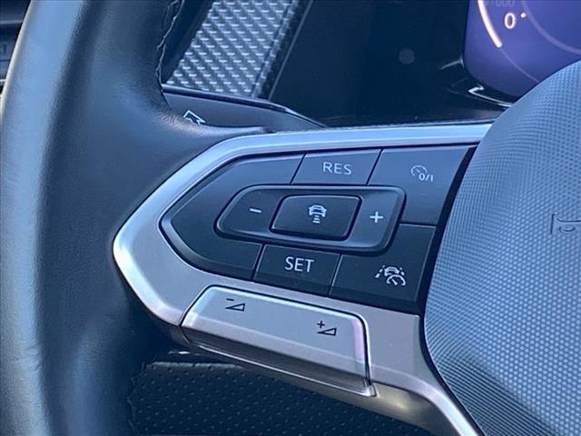 2024 Volkswagen Atlas Cross Sport 2.0T SEL R-Line