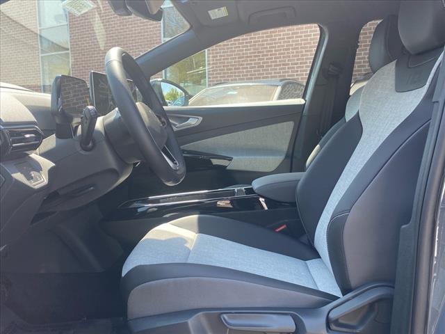 2025 Volkswagen ID.4 Pro