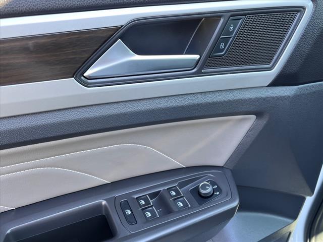 2023 Volkswagen Atlas 2.0T SE