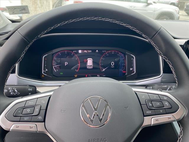 2025 Volkswagen Taos SEL 4Motion