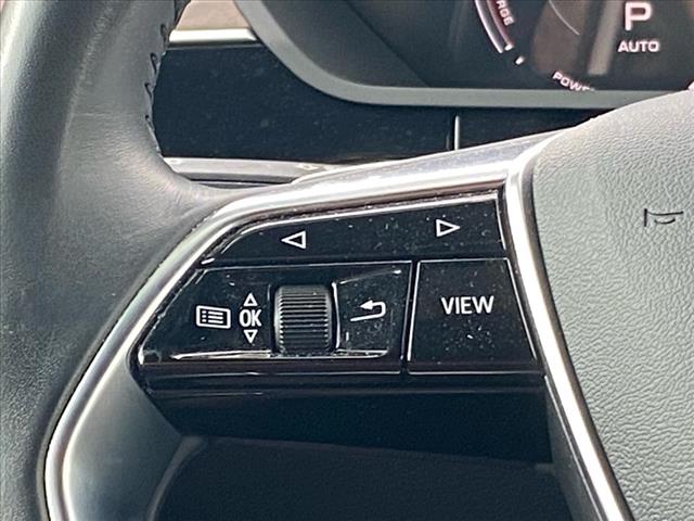 2021 Audi e-tron quattro Premium Plus