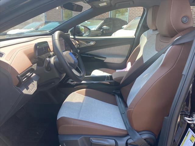 2025 Volkswagen ID.4 Pro