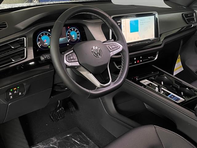 2025 Volkswagen Atlas Cross Sport SE 4Motion