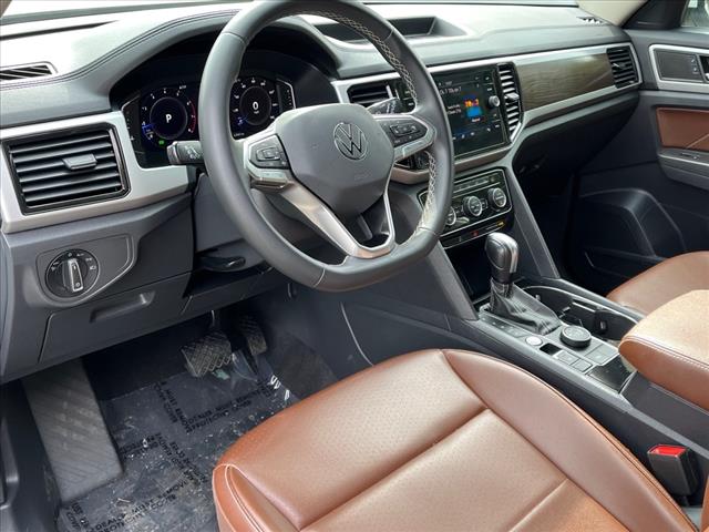 2022 Volkswagen Atlas 3.6L V6 SE w/Technology
