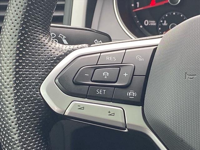 2021 Volkswagen Atlas Cross Sport 3.6L V6 SE w/Technology R-Line