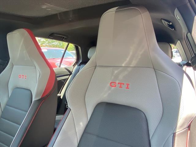 2025 Volkswagen Golf GTI 