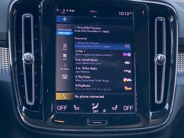 2021 Volvo XC40 T5 R-Design