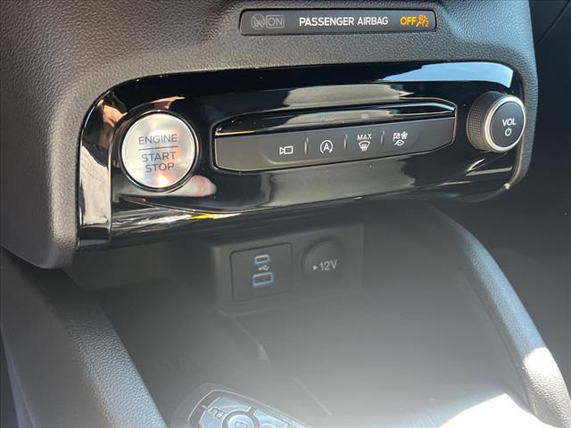 2023 Ford Escape ST-Line Select - Photo 11