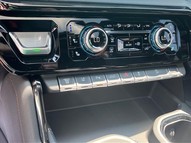 2025 GMC Sierra 2500HD AT4 - Photo 11