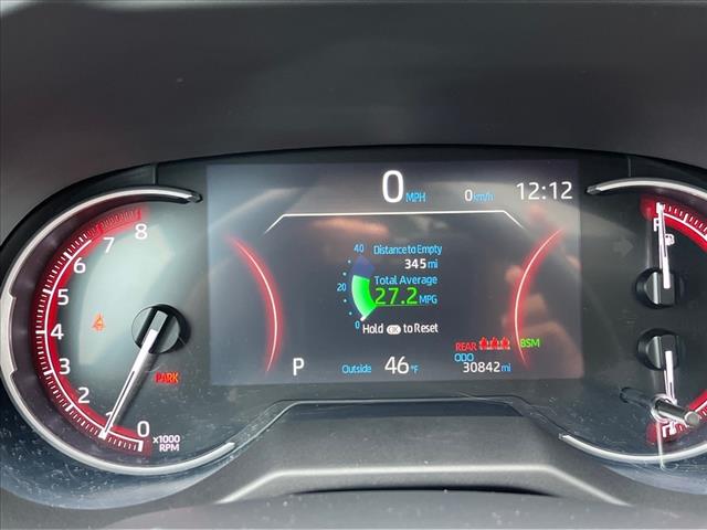 2023 Toyota RAV4 XLE - Photo 11