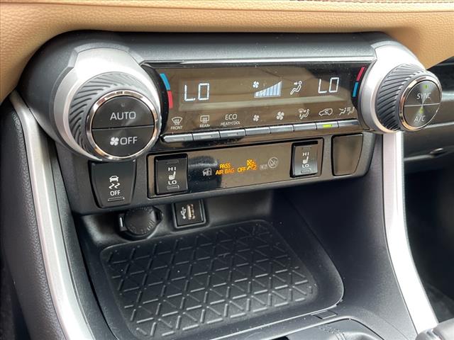 2024 Toyota RAV4 Hybrid XLE Premium - Photo 11