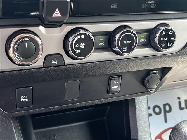 2017 Toyota Tacoma SR5 V6 - Photo 11