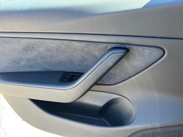 2018 Tesla Model 3 Mid Range - Photo 11