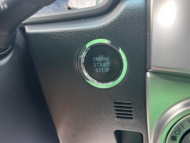 2022 Toyota 4Runner SR5 - Photo 11
