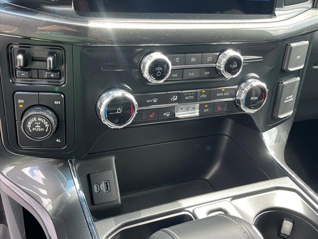 2022 Ford F-150 XLT - Photo 12