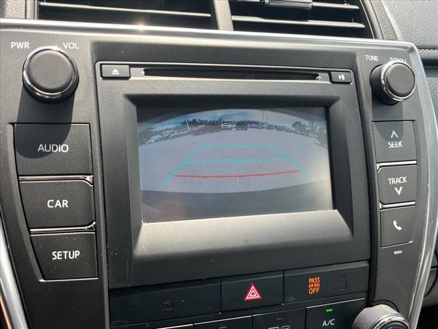 2017 Toyota Camry SE - Photo 12