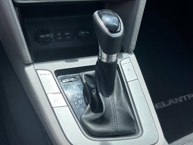 2020 Hyundai ELANTRA Value Edition - Photo 12