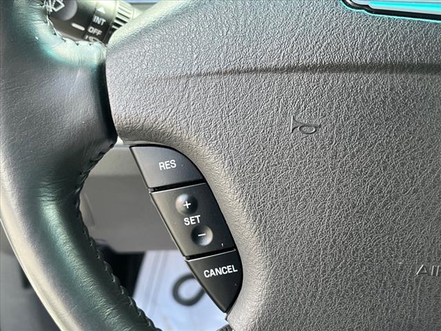 2002 Ford Thunderbird Deluxe - Photo 13