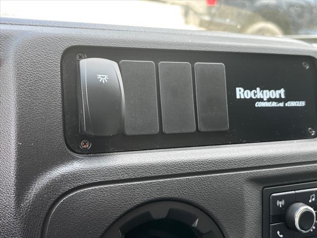 2022 Ford E-Series E-350 SD - Photo 13