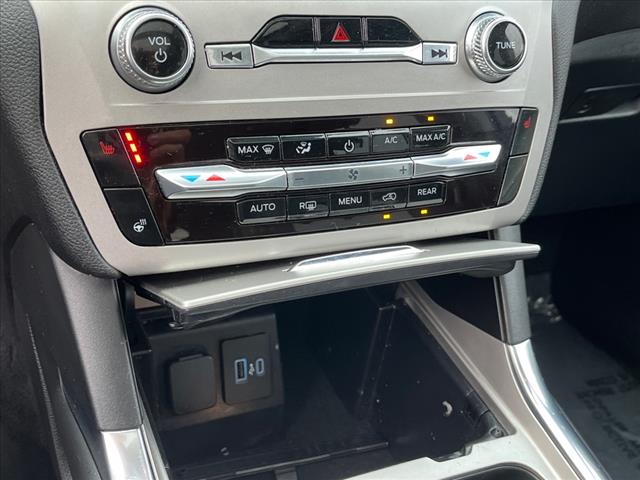 2022 Ford Explorer XLT - Photo 13