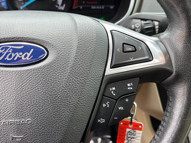 2016 Ford Fusion Hybrid SE - Photo 13