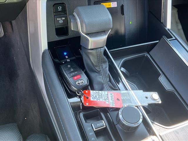 2024 Toyota Tundra Platinum HV - Photo 13