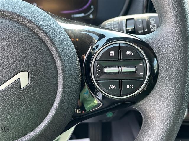 2023 Kia Soul S - Photo 13