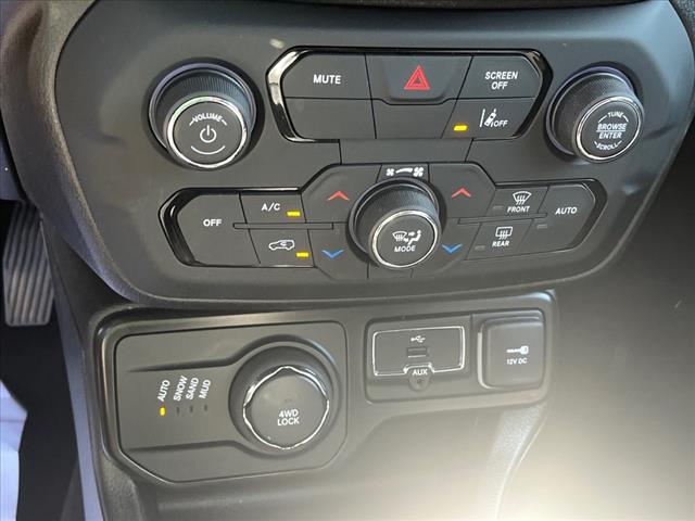 2023 Jeep Renegade Altitude - Photo 13