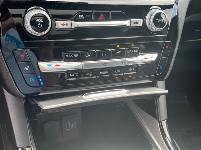2024 Ford Explorer ST - Photo 14