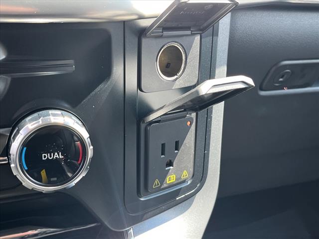 2022 Ford F-150 Lariat - Photo 14