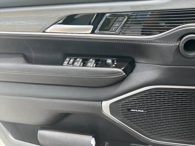 2022 Jeep Wagoneer Series I Carbide - Photo 16