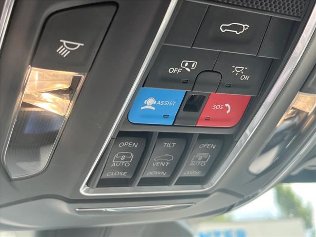 2022 Jeep Wagoneer Series I Carbide - Photo 17
