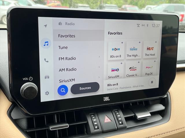 2024 Toyota RAV4 Hybrid XLE Premium - Photo 17