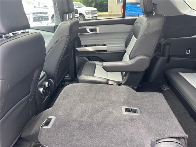 2023 Ford Explorer XLT - Photo 18